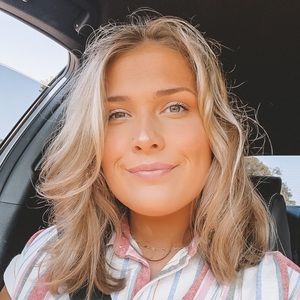 Meet your Posher, Kaci